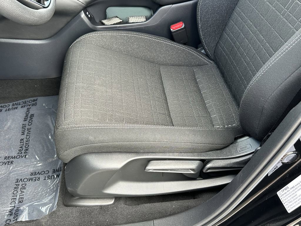 Used 2025 Honda HR-V LX image 33