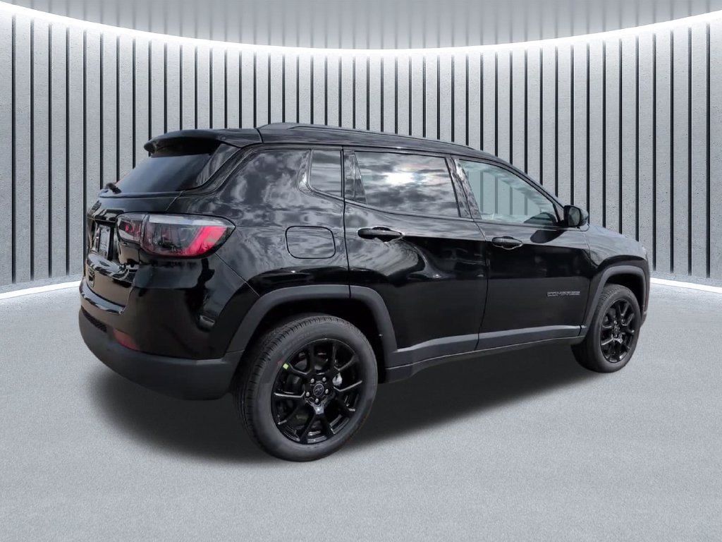 New 2026 Jeep Compass Latitude AWD/4WD image 7