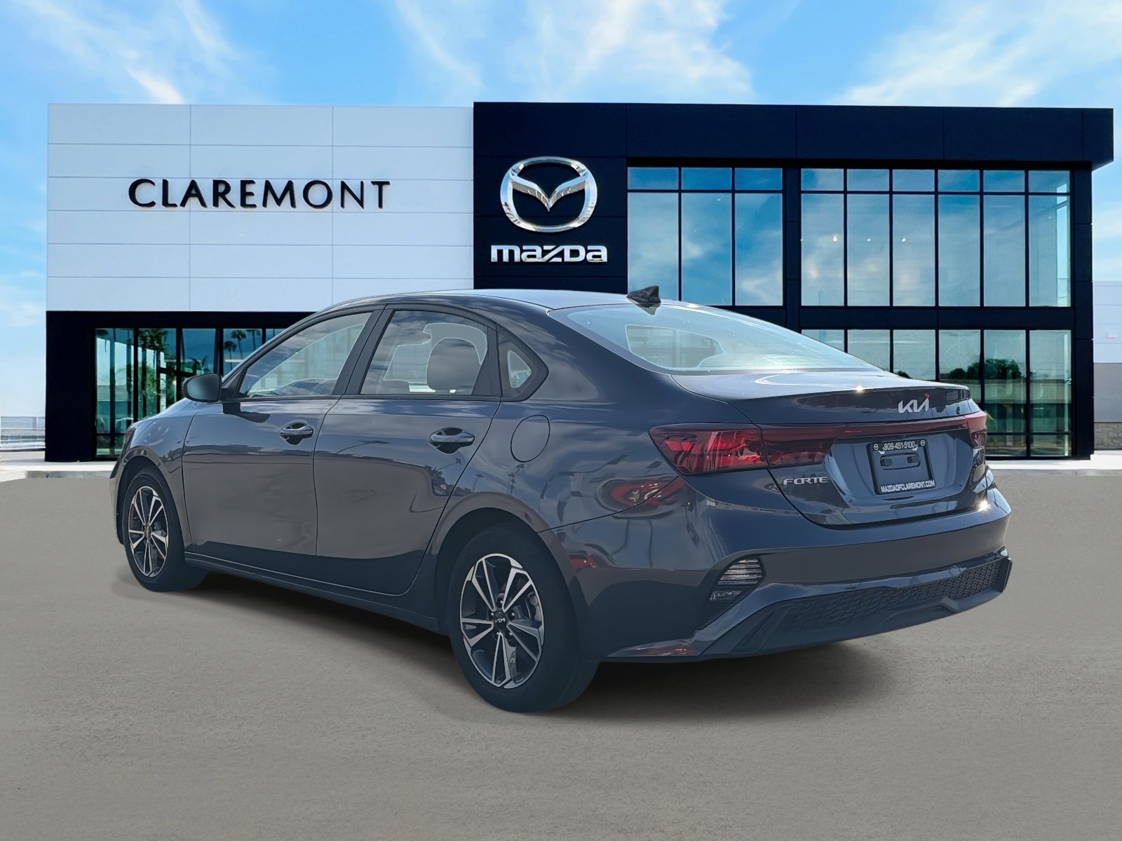 Used 2023 Kia Forte LXS image 6