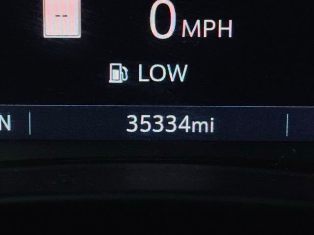 Used 2023 GMC Terrain SLT w/ Infotainment Package II image 28