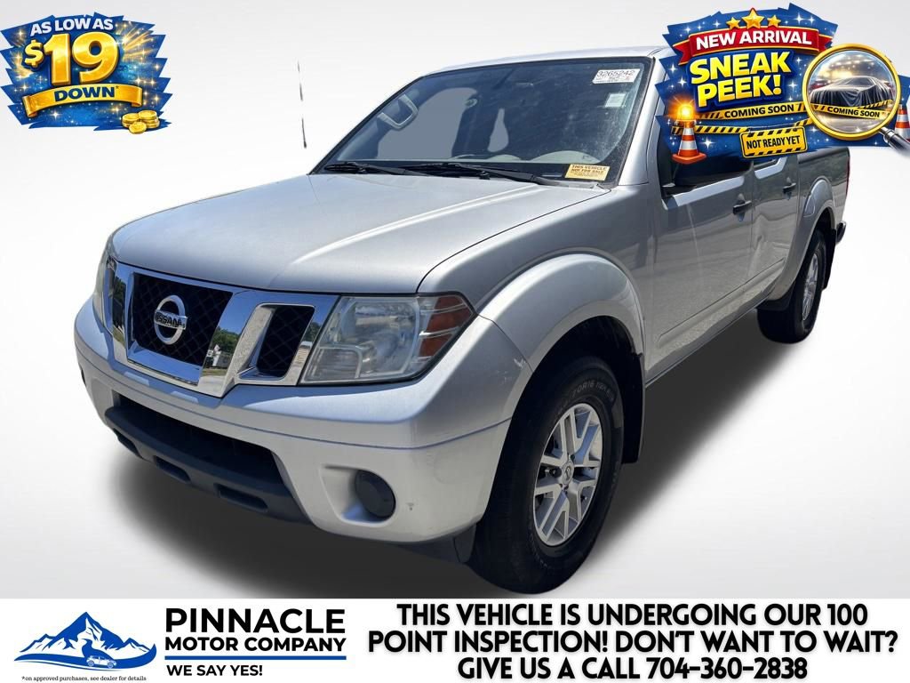 Used 2019 Nissan Frontier SV RWD image 2