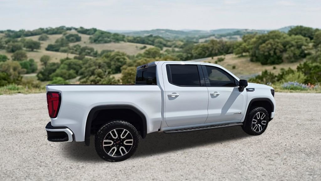 Used 2025 GMC Sierra 1500 AT4 w/ AT4 Premium Package AWD/4WD image 11