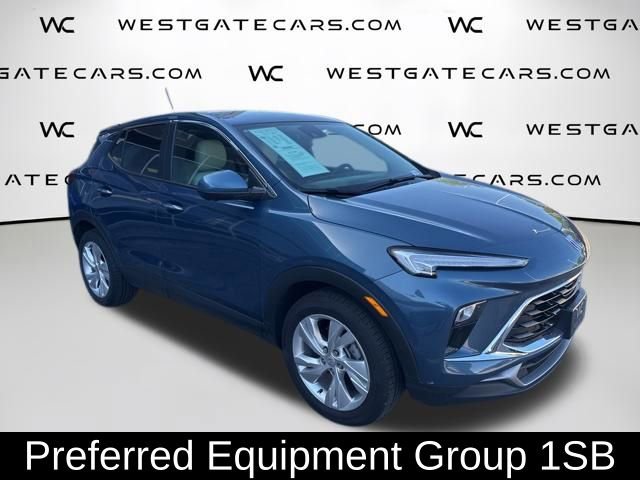 Used 2024 Buick Encore GX Preferred w/ Advanced Technology Package image 4