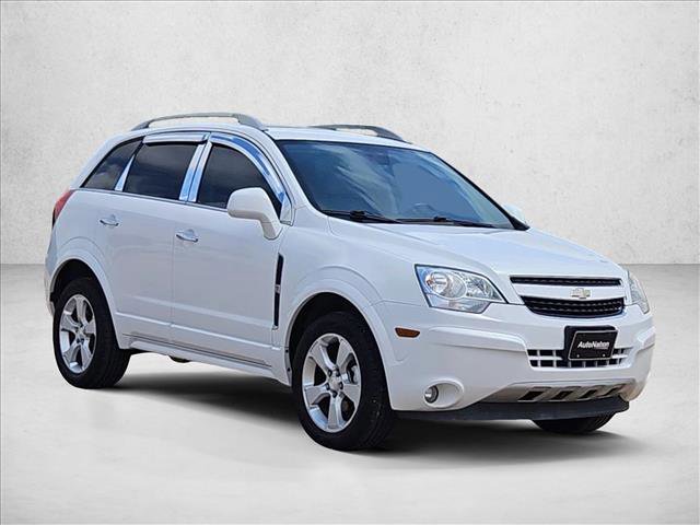 Used 2014 Chevrolet Captiva Sport LTZ FWD image 2