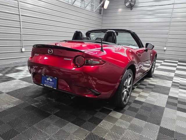 Used 2022 MAZDA MX-5 Miata Grand Touring w/ Weather Package RWD image 6