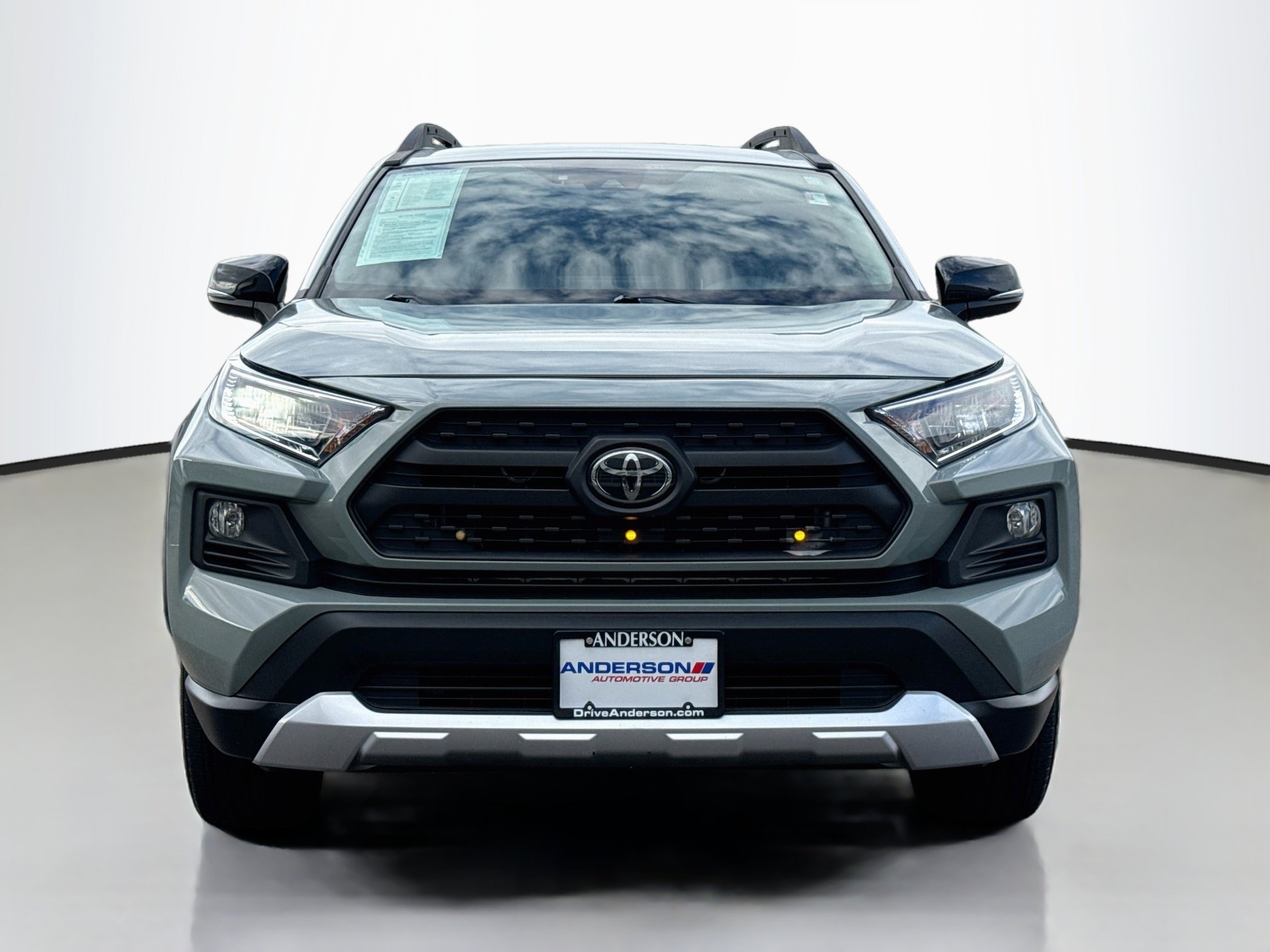 Used 2020 Toyota RAV4 Adventure AWD/4WD image 2