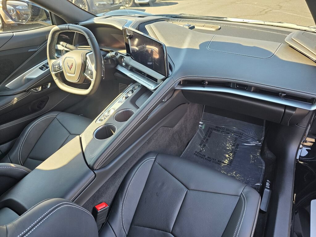 Used 2026 Chevrolet Corvette Stingray Coupe w/ 1LT RWD image 11