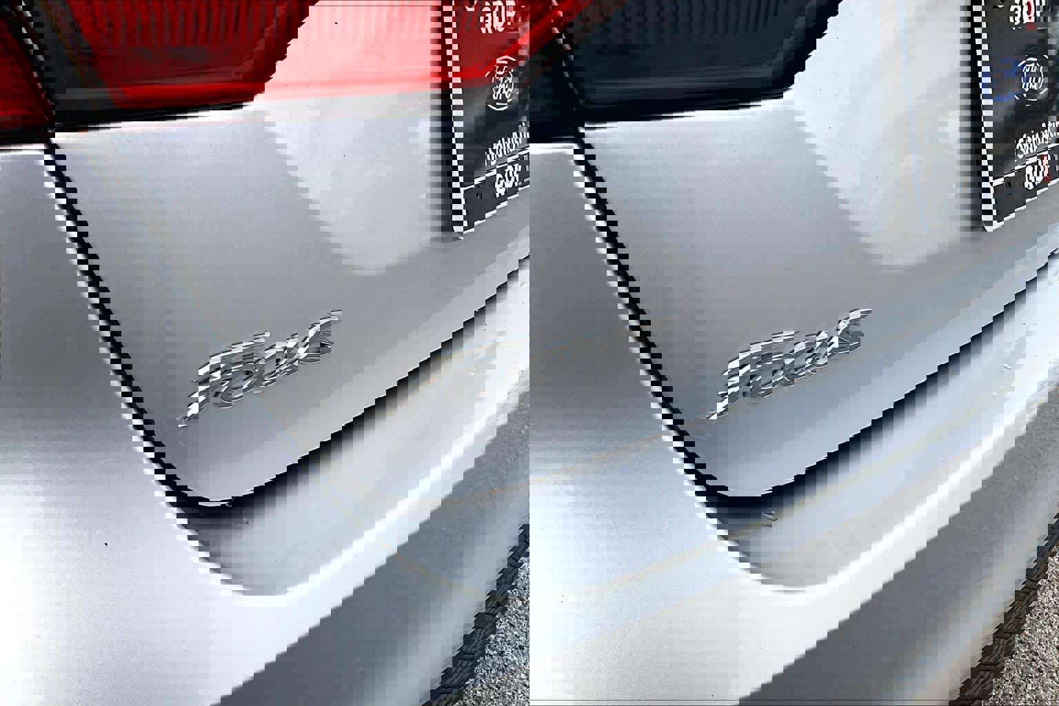 Used 2014 Ford Focus SE FWD image 10