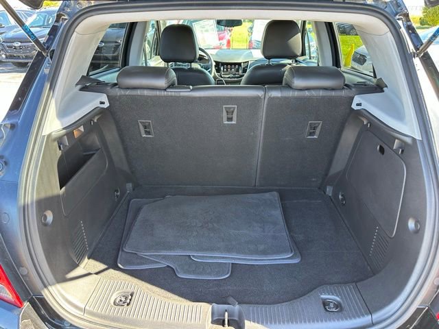 Used 2021 Chevrolet Trax LT w/ Redline Edition image 29