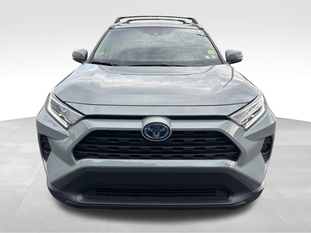 Certified 2020 Toyota RAV4 XLE w/ Convenience Package AWD/4WD image 8