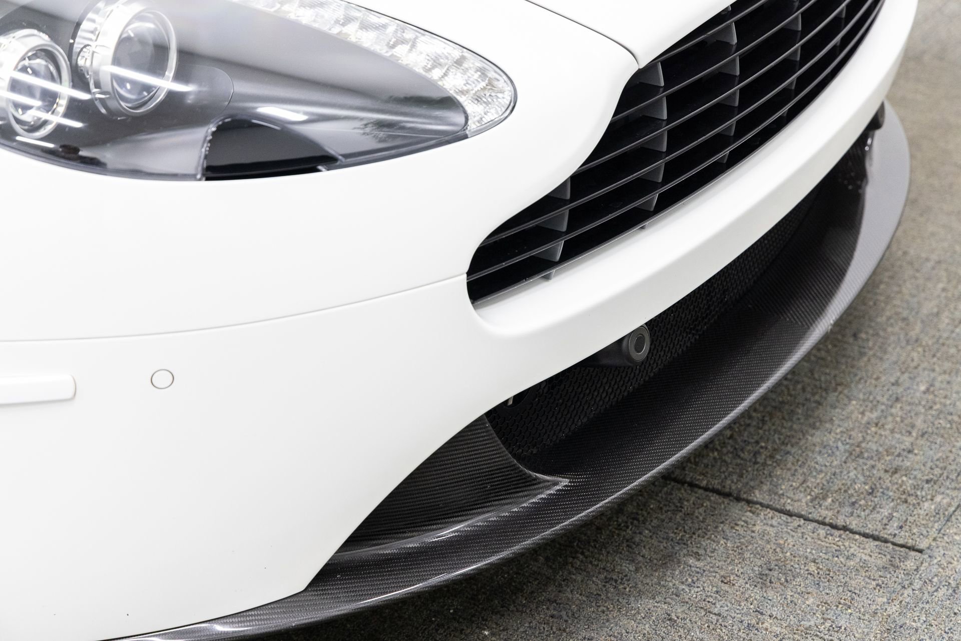 Used 2011 Aston Martin V8 Vantage S RWD image 22