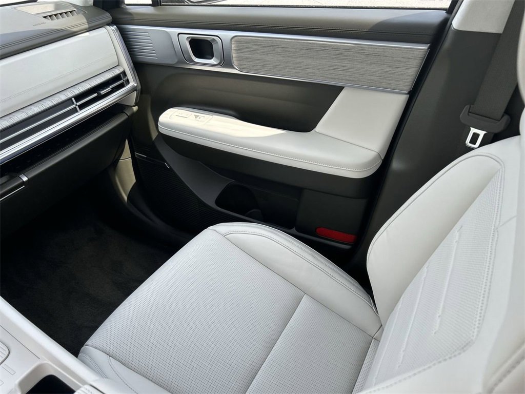 New 2025 Hyundai Santa Fe Calligraphy image 6