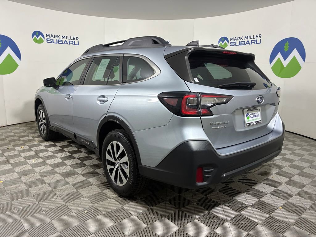 Certified 2022 Subaru Outback 2.5i image 4