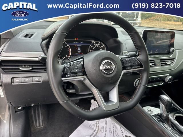 Used 2025 Nissan Altima 2.5 SR AWD/4WD image 22
