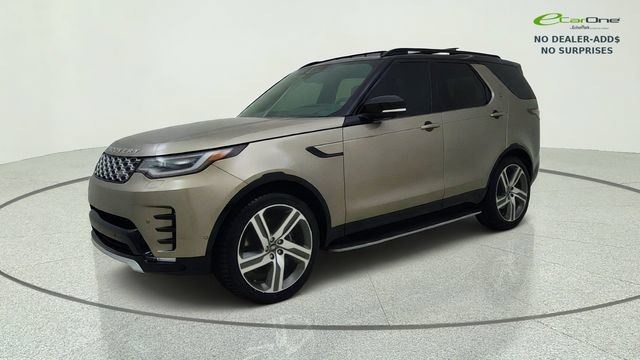 Used 2024 Land Rover Discovery Metropolitan Edition AWD/4WD image 4