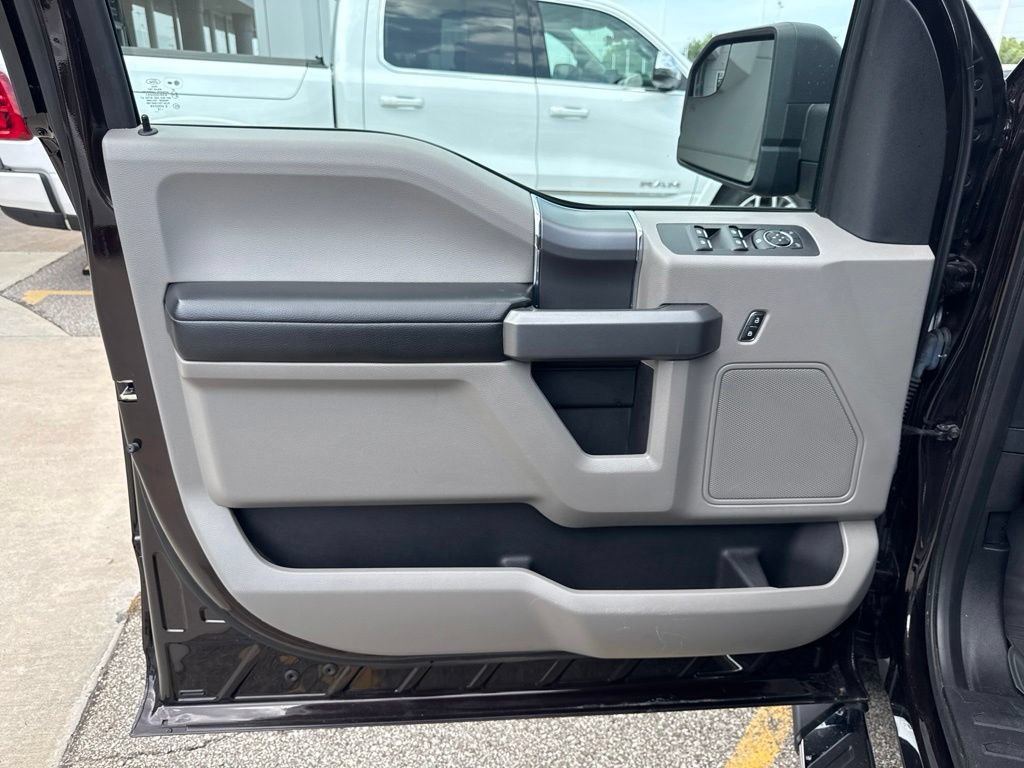 Used 2018 Ford F150 XLT w/ Equipment Group 302A Luxury AWD/4WD image 22