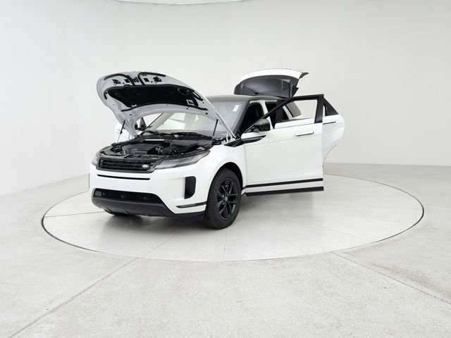 Used 2025 Land Rover Range Rover Evoque S image 9