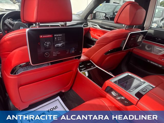 Used 2018 BMW M760i xDrive AWD/4WD image 33
