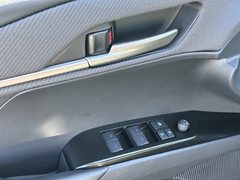 New 2026 Toyota Camry SE AWD/4WD image 15