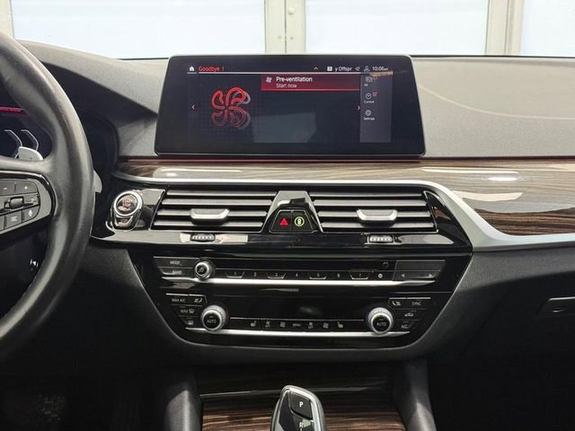 Used 2020 BMW 530i xDrive image 10