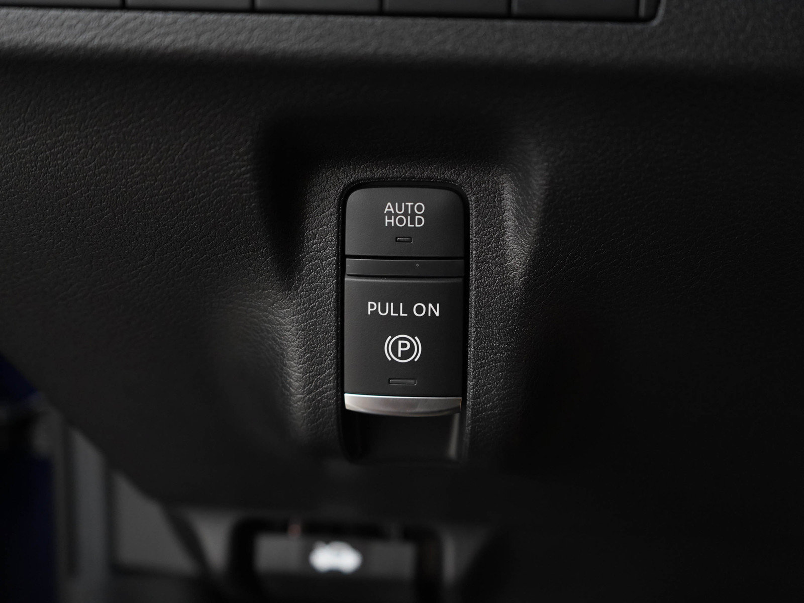 Used 2025 Nissan Murano SV AWD/4WD image 28