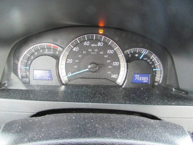 Used 2014 Toyota Camry SE image 20