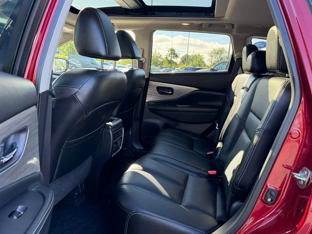 Used 2015 Nissan Murano Platinum w/ Platinum Technology Package AWD/4WD image 16