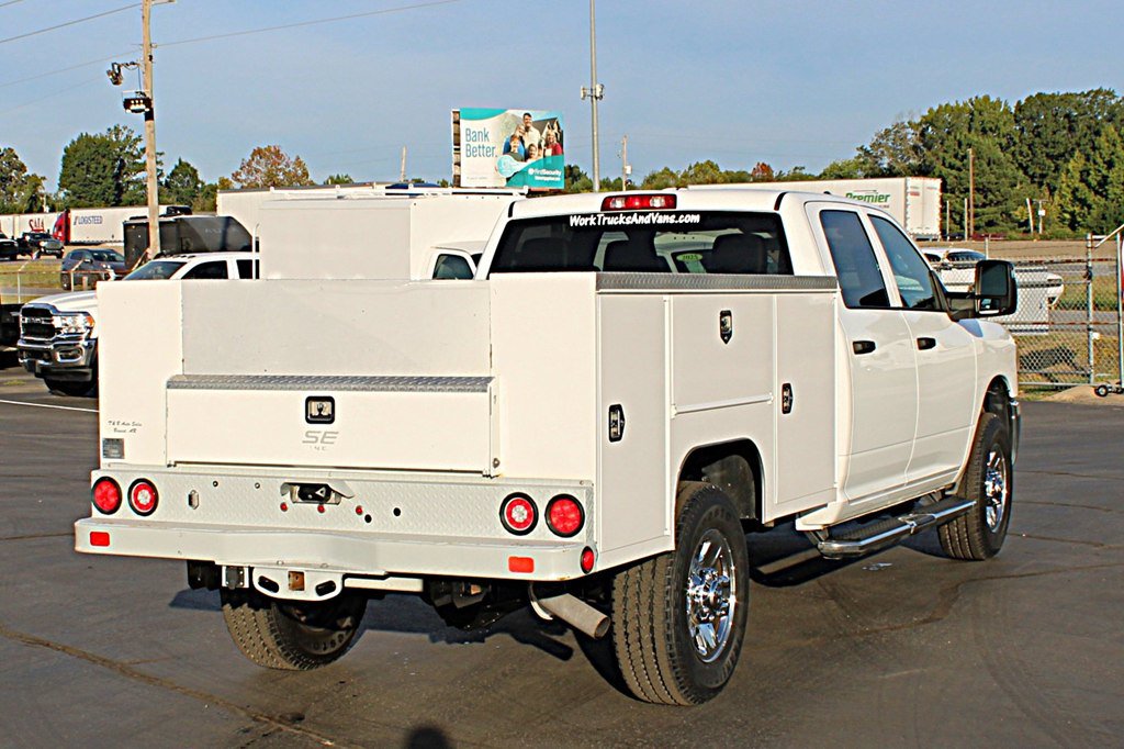 Used 2024 RAM 2500 Tradesman w/ Chrome Appearance Group AWD/4WD image 5