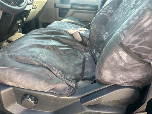 Used 2016 Ford F150 XLT image 12