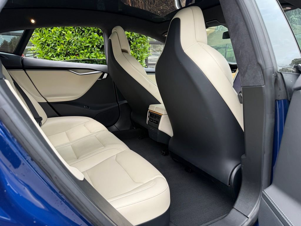 Used 2020 Tesla Model S Long Range Plus AWD/4WD image 37