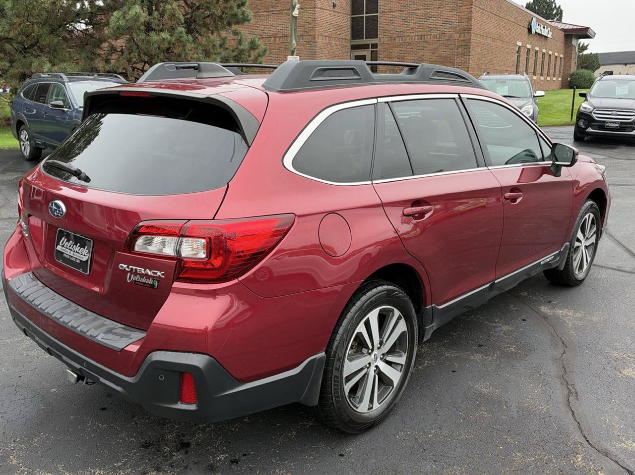Used 2019 Subaru Outback 2.5i Limited AWD/4WD image 3