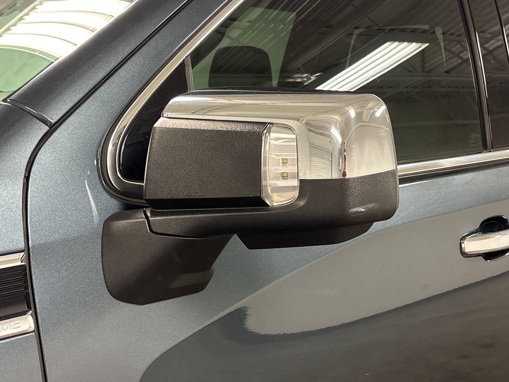 Used 2019 GMC Sierra 1500 SLT w/ SLT Premium Plus Package AWD/4WD image 14