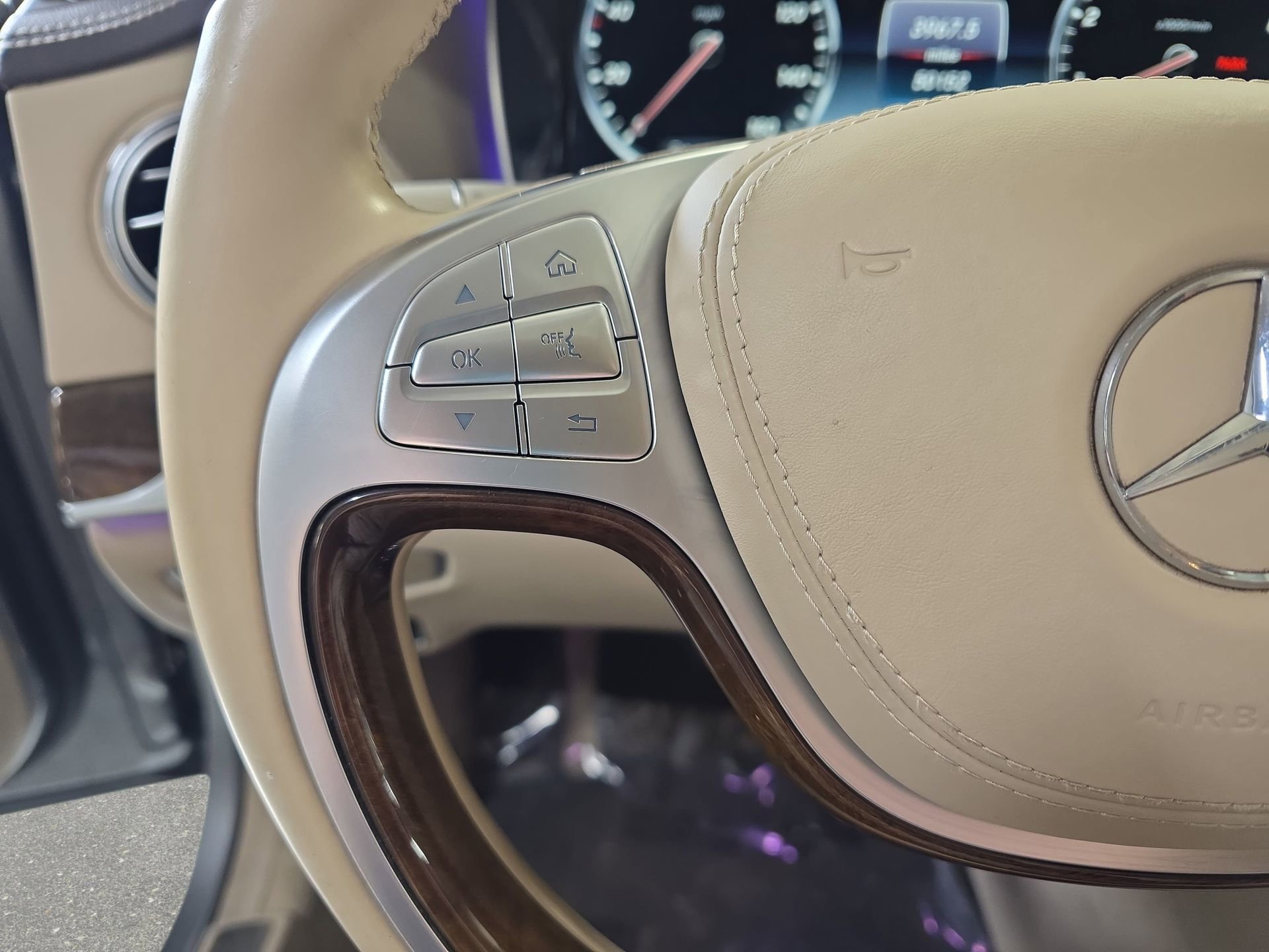 Used 2015 Mercedes-Benz S 550 4MATIC Sedan image 17