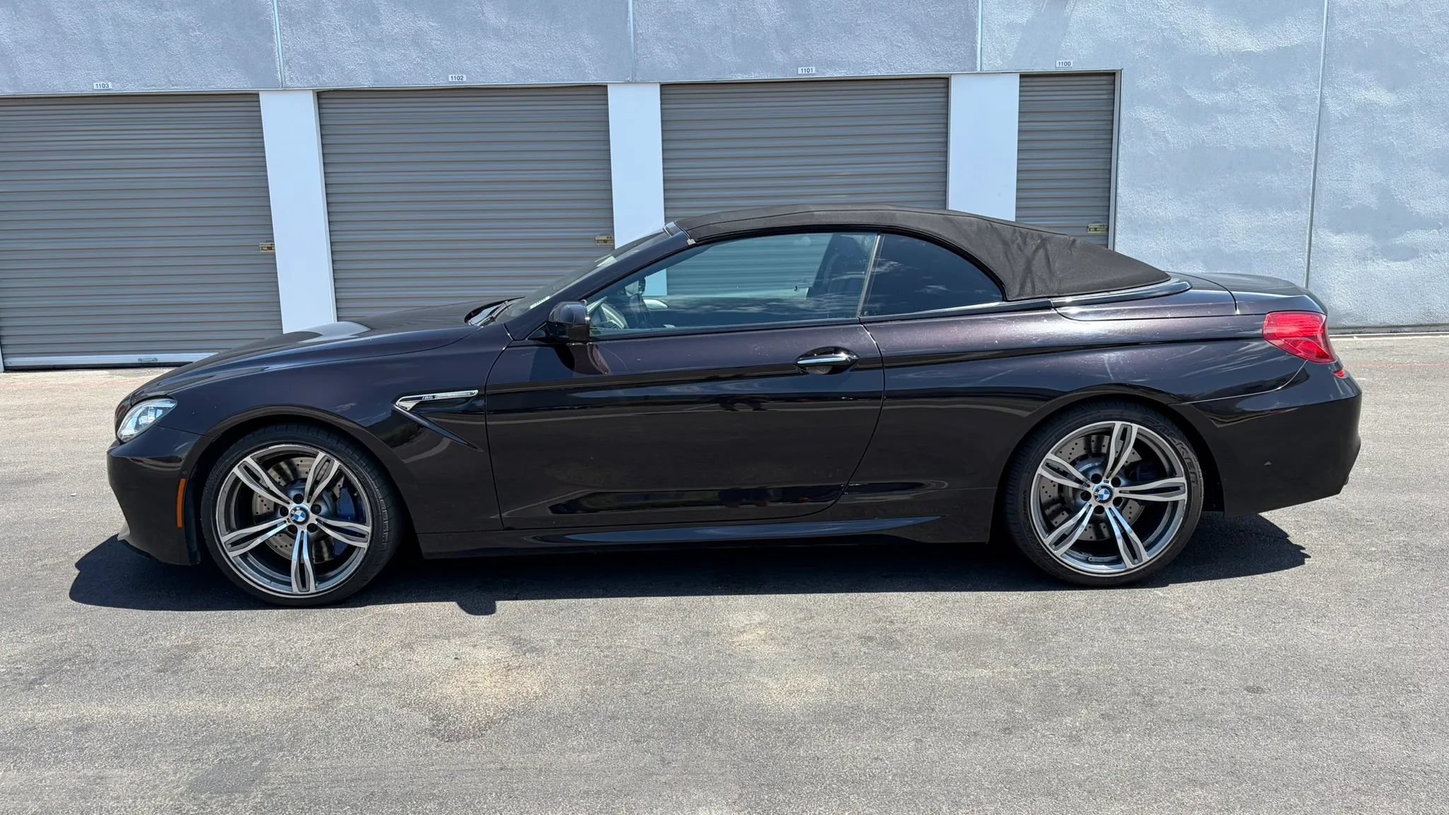 Used 2013 BMW M6 Convertible w/ Executive Pkg RWD image 2