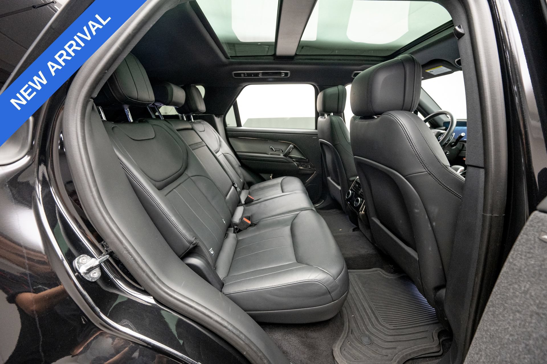 Used 2024 Land Rover Range Rover Sport Dynamic SE AWD/4WD image 18