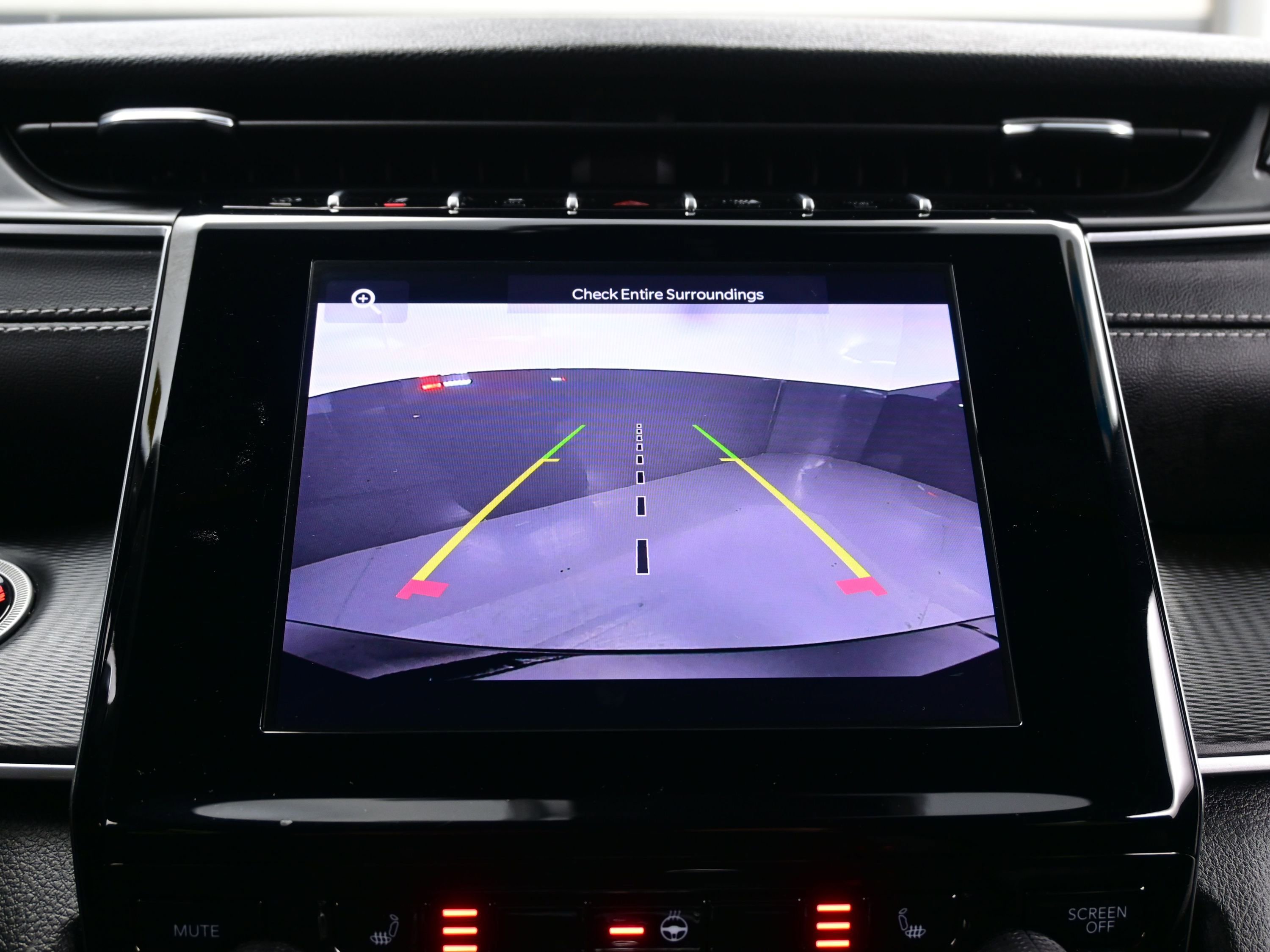 Used 2025 Jeep Grand Cherokee L Altitude image 19