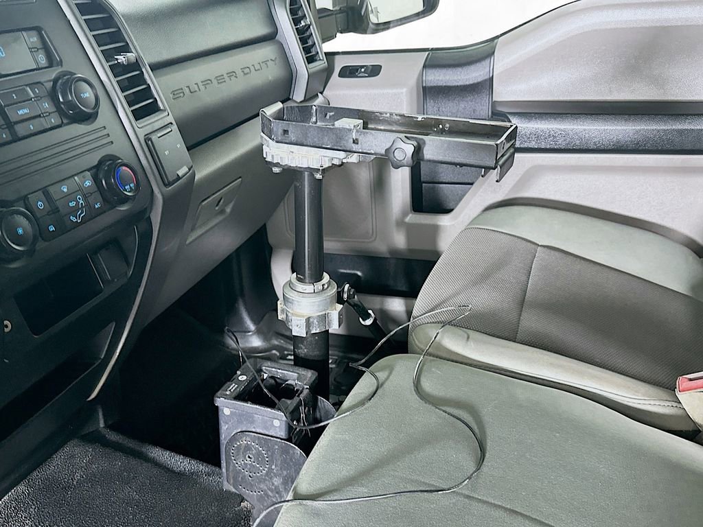 Used 2019 Ford F350 XL w/ Power Equipment Group image 41