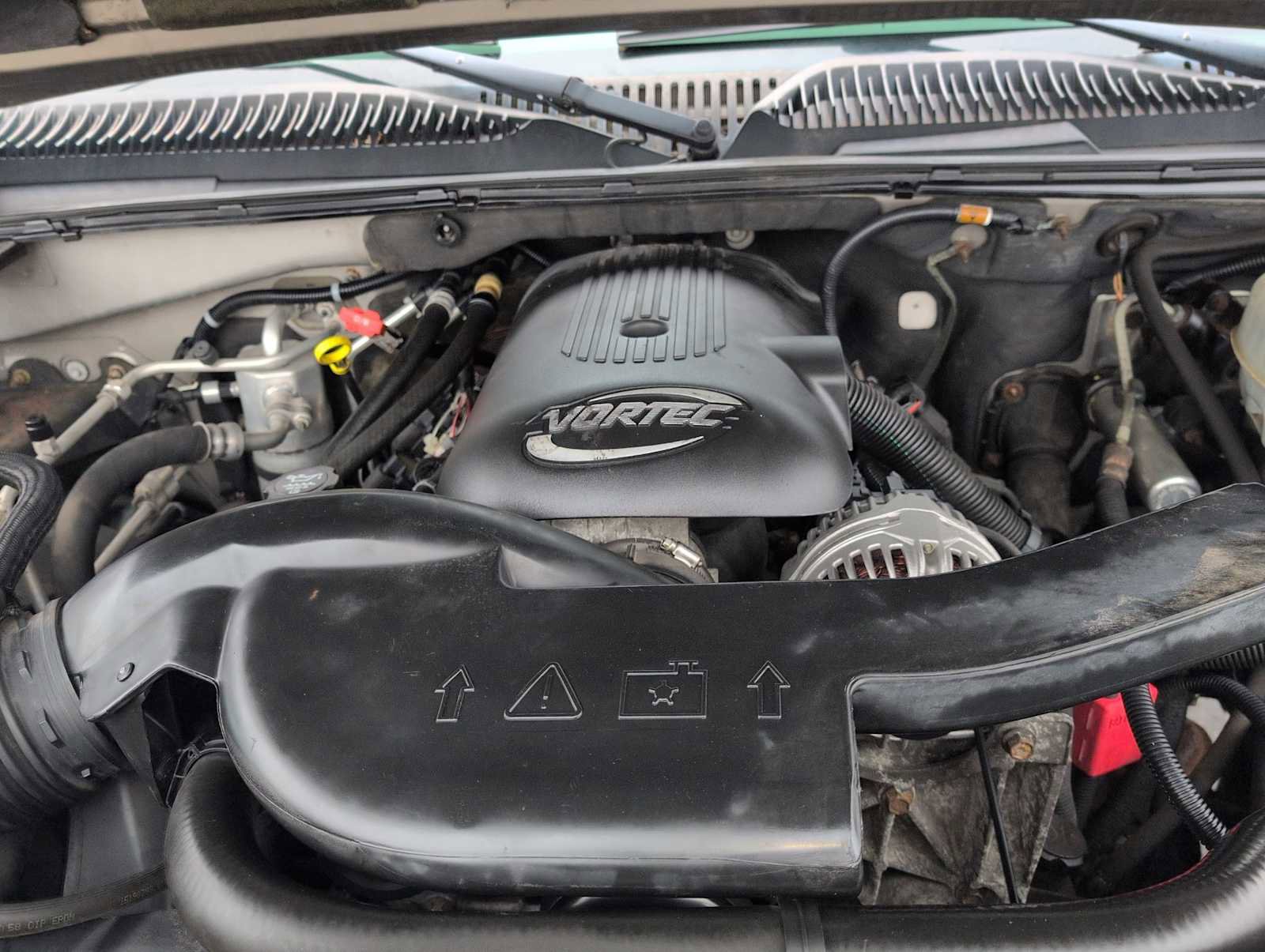 Used 2005 Chevrolet Suburban Z71 w/ Preferred Equipment Group image 15