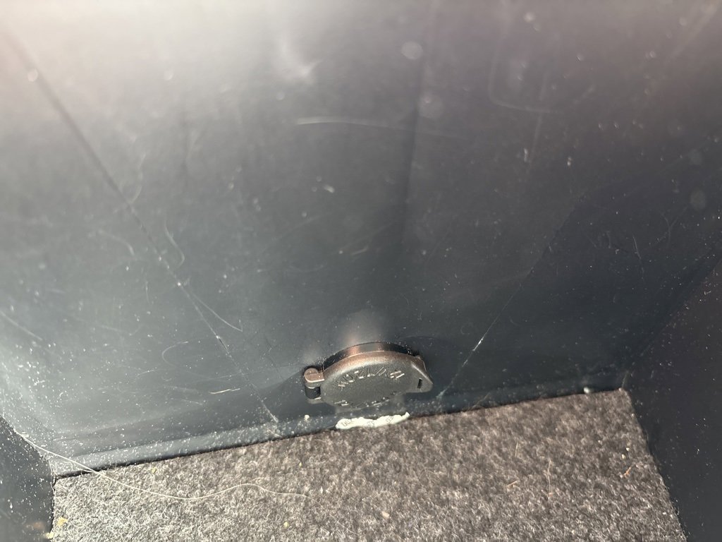 Used 2017 Toyota Tacoma SR image 17