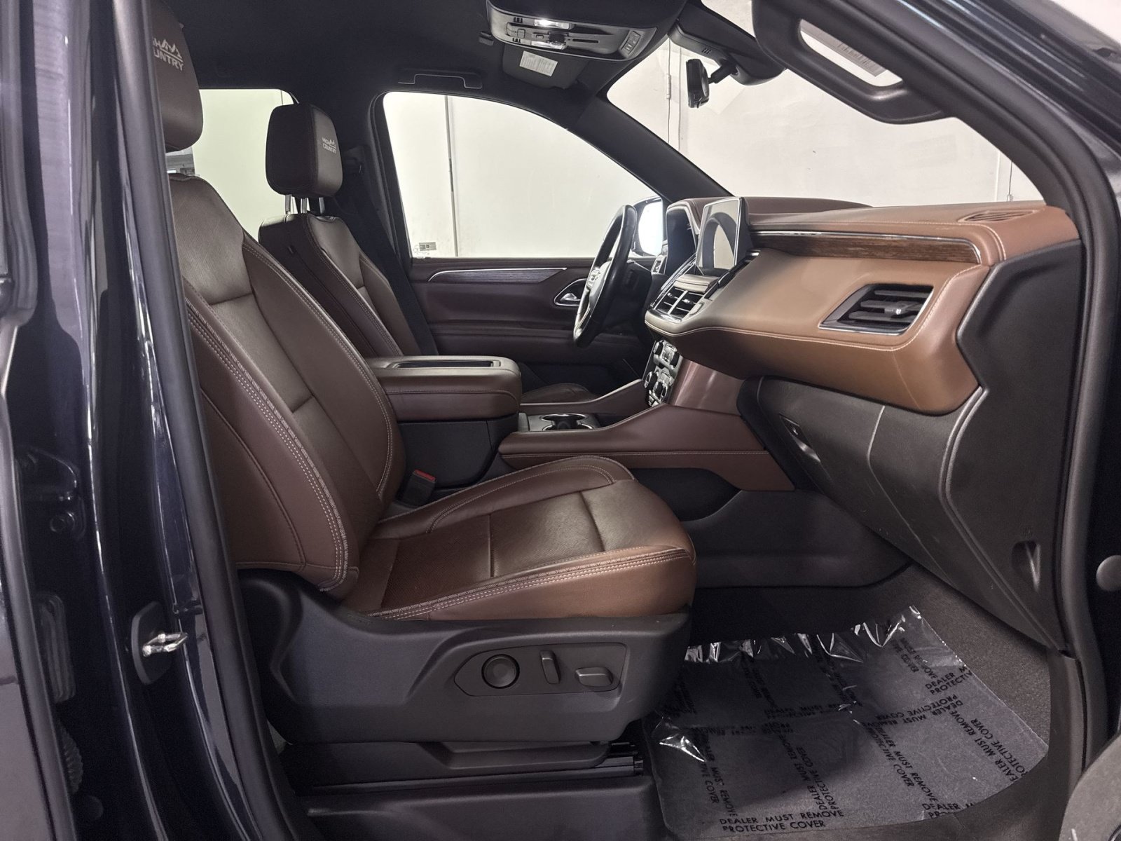 Used 2022 Chevrolet Tahoe High Country AWD/4WD image 27
