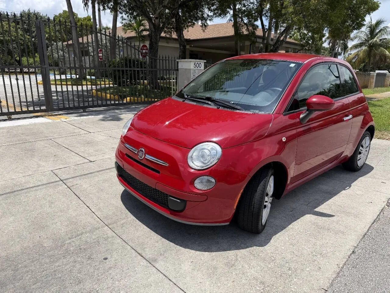 Used 2015 FIAT 500 Pop FWD image 4