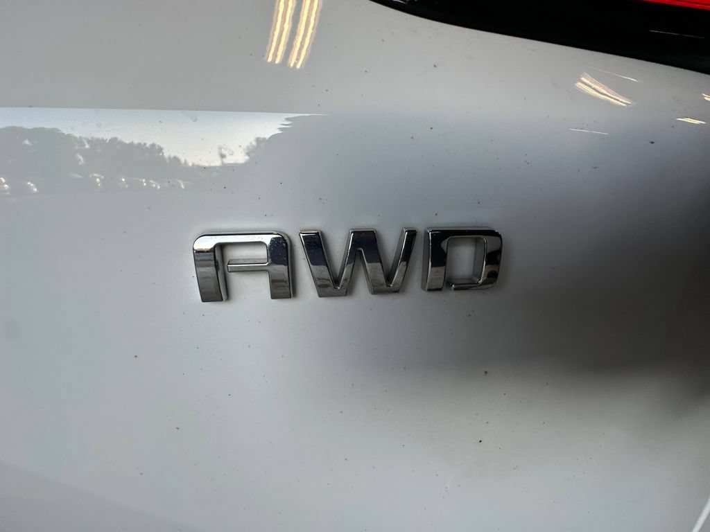 Used 2024 Chevrolet Blazer EV LT AWD/4WD image 38