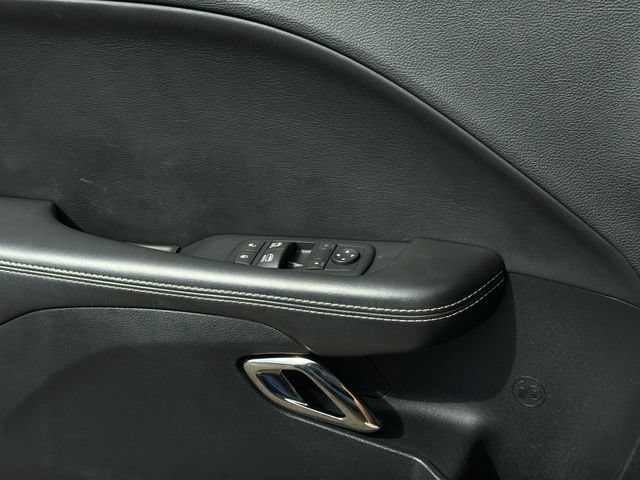Used 2015 Dodge Challenger SRT Hellcat RWD image 31