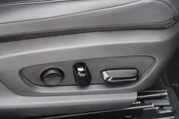 Used 2022 Lexus ES 300h w/ Accessory Package 2 FWD image 20