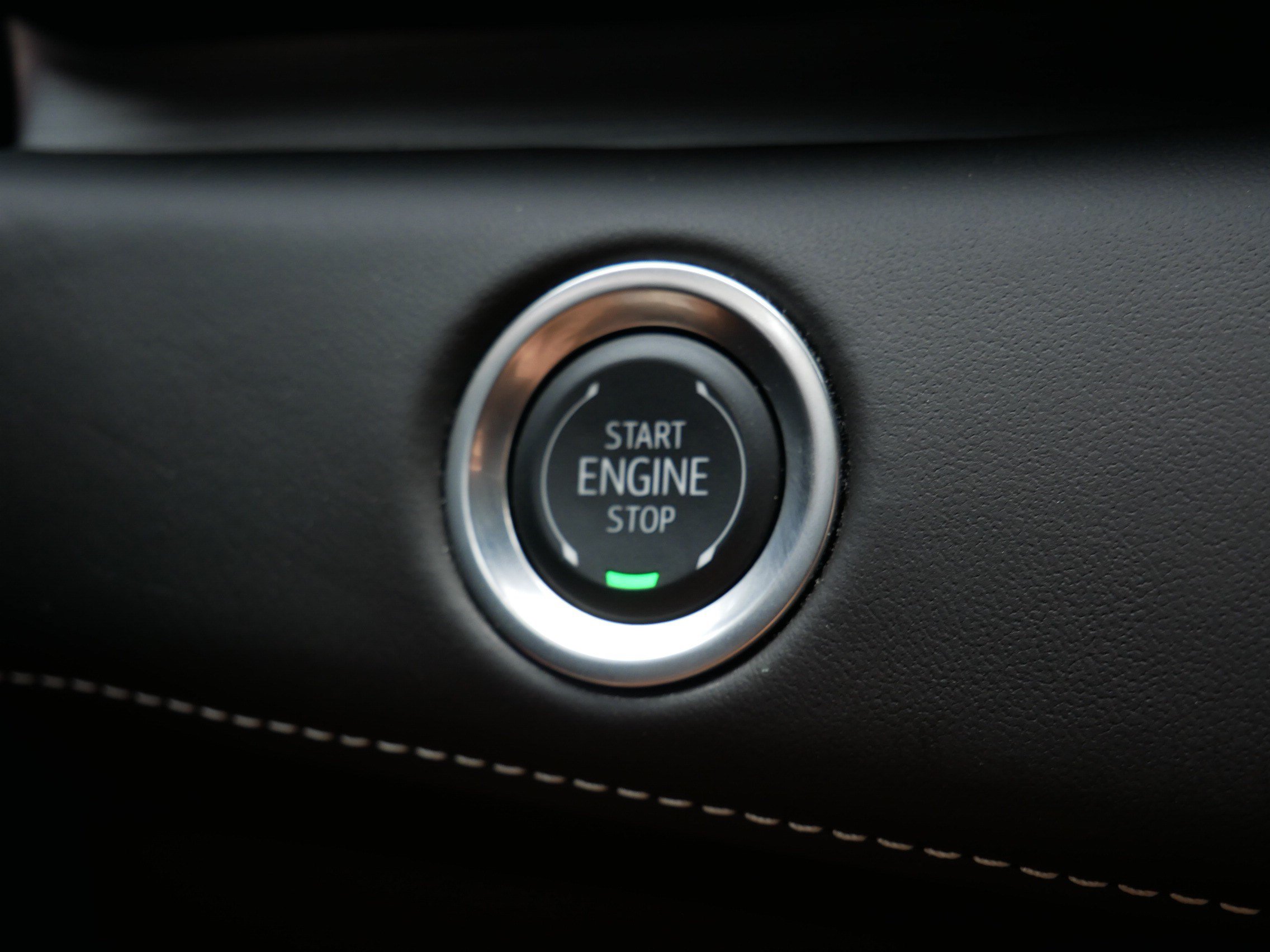 Certified 2024 Cadillac Escalade V w/ LPO, ONYX Package AWD/4WD image 30