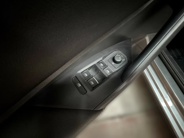 Certified 2023 Volkswagen Jetta Sport FWD image 16