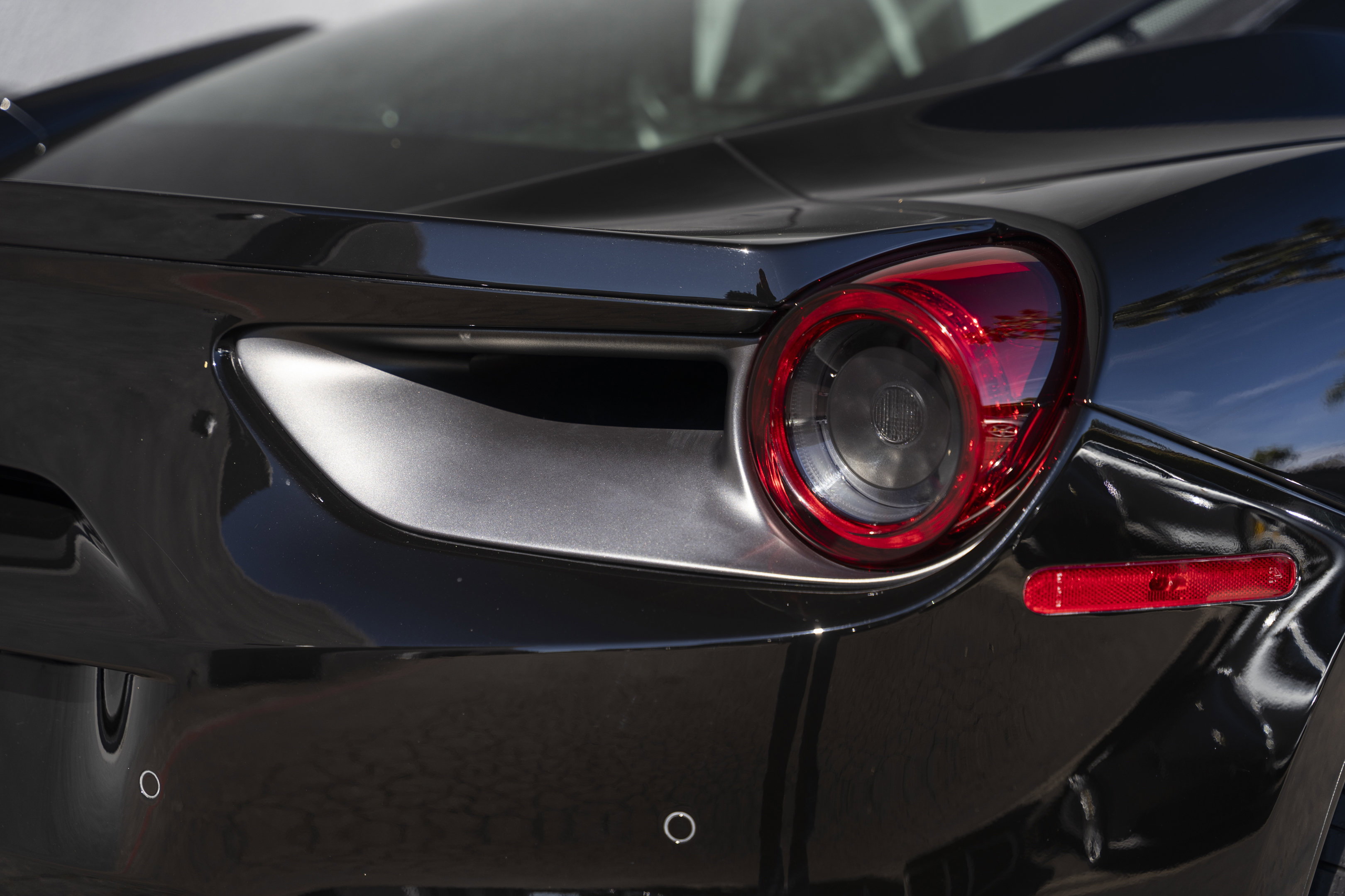 Certified 2016 Ferrari 488 GTB image 9