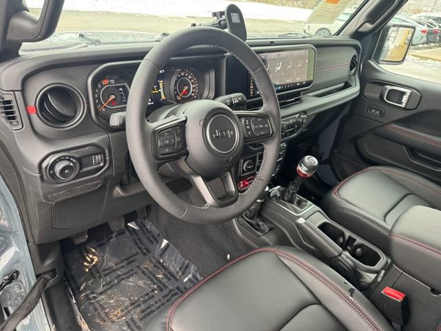 Used 2025 Jeep Wrangler Unlimited Rubicon w/ Steel Bumper Group image 16