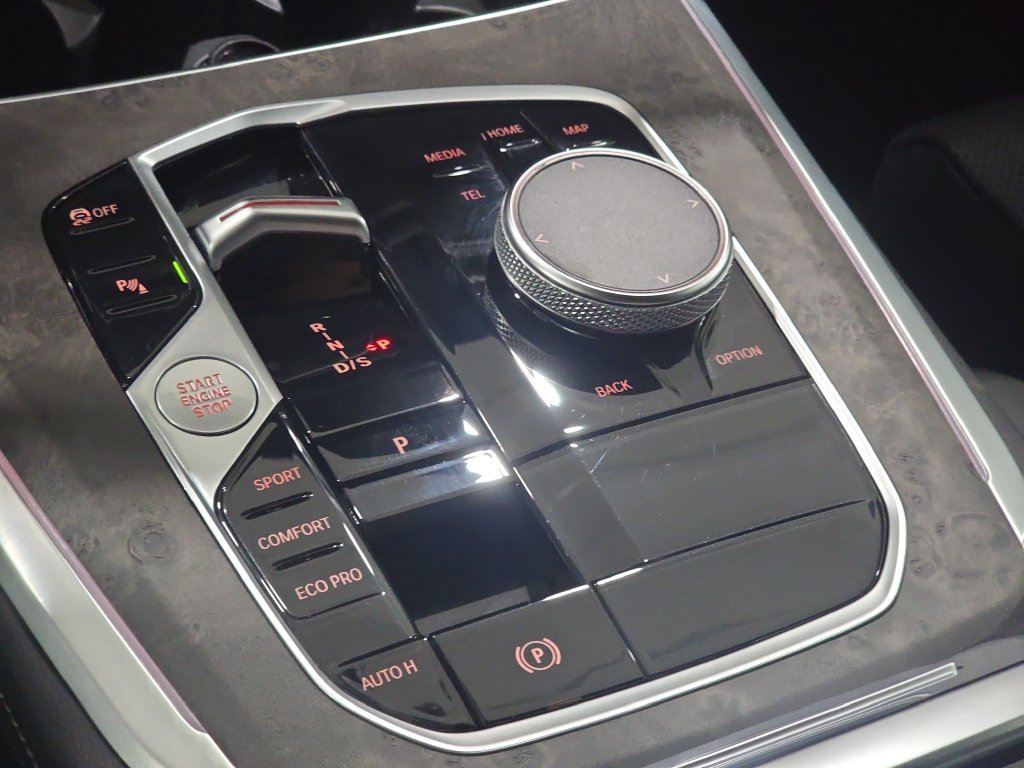 Certified 2025 BMW X5 sDrive40i RWD image 16