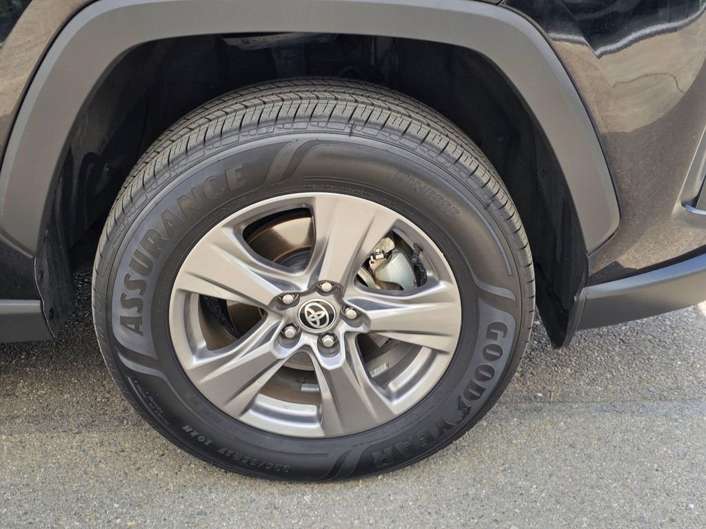 Used 2024 Toyota RAV4 XLE w/ Weather Package AWD/4WD image 9